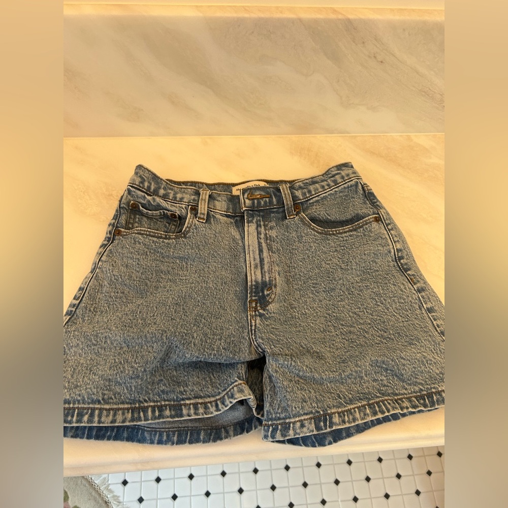 Abercrombie dad shorts